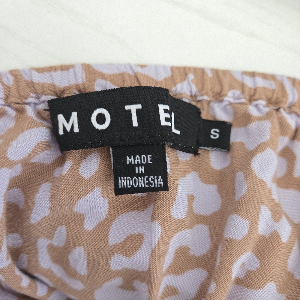 Motel Leopard Print Beige Purple Midi Skirt Size small - Picture 6 of 9